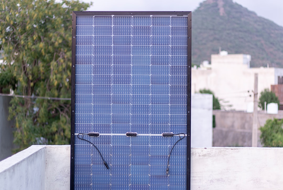 entdecken sie hochwertige photovoltaikmodule für effiziente und nachhaltige solarenergie. unsere module bieten optimale leistung und langlebigkeit für ihre solaranlage.